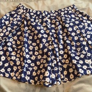 Kate Spade ♠️ Skort with pockets